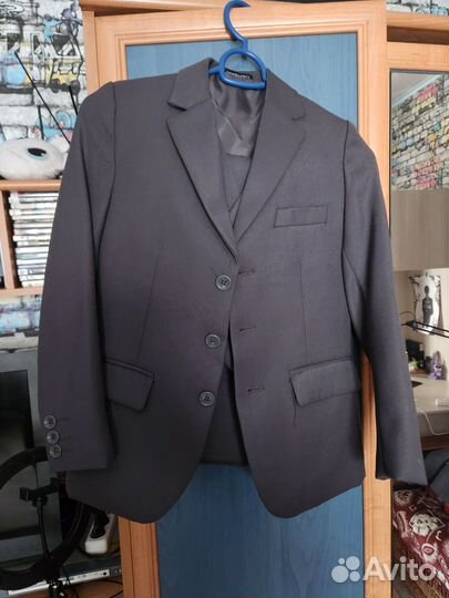 Костюм детский тройка