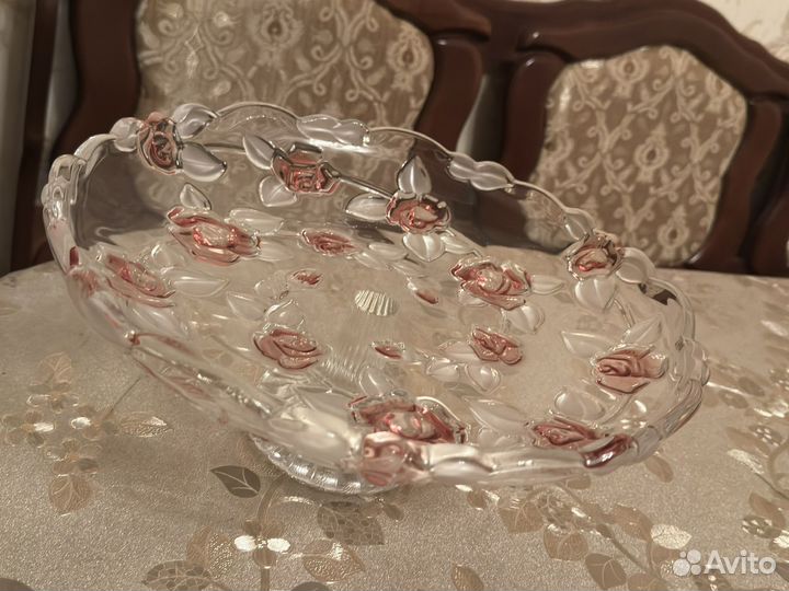 Ваза для фруктов цветное стекло