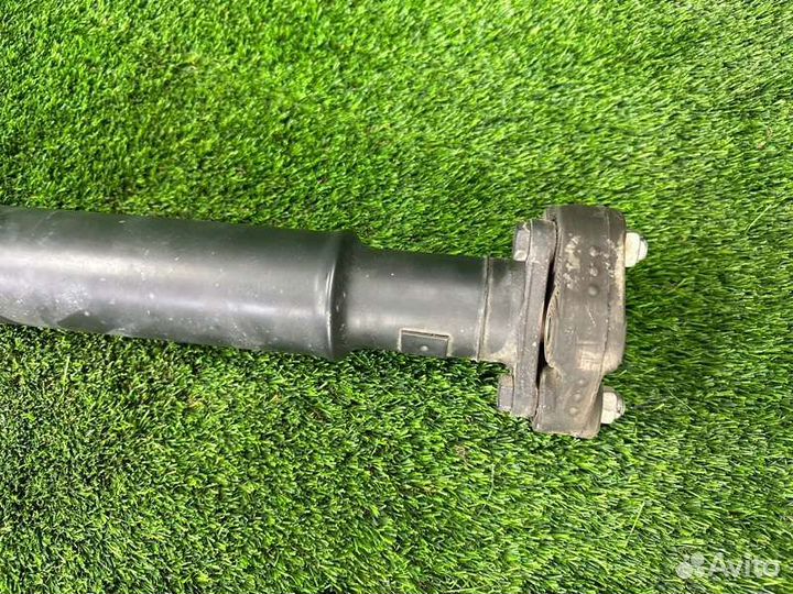 Карданный вал Bmw 5 F10 N52B25 2011