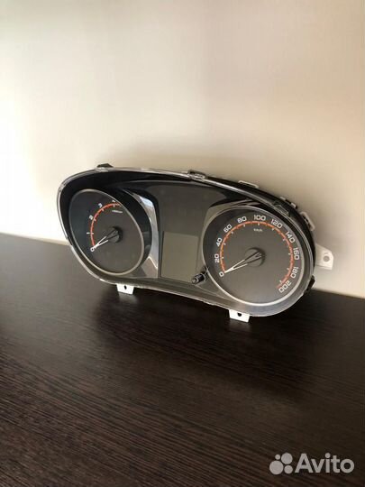 Щиток приборов Лада Гранта Фл