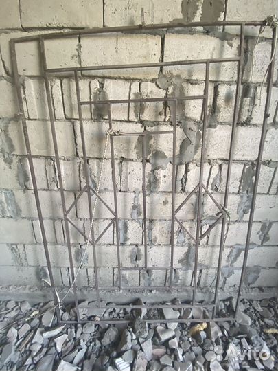 Окна пластиковые бу, решетки