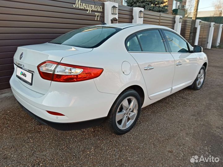 Renault Fluence 2.0 CVT, 2012, 215 500 км