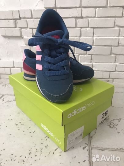 Кроссовки Adidas