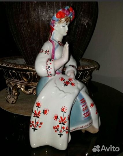 Фарфоровая статуэтка СССР