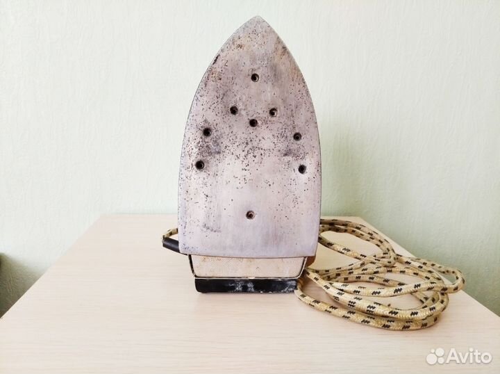 Рабочий утюг для термо наклеек времён СССР