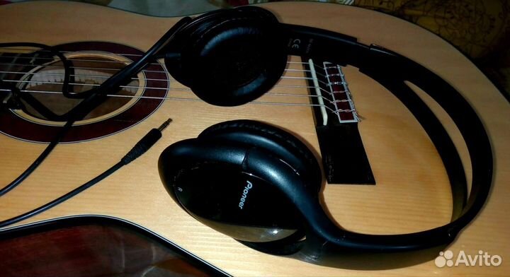 Уроки игры на гитаре