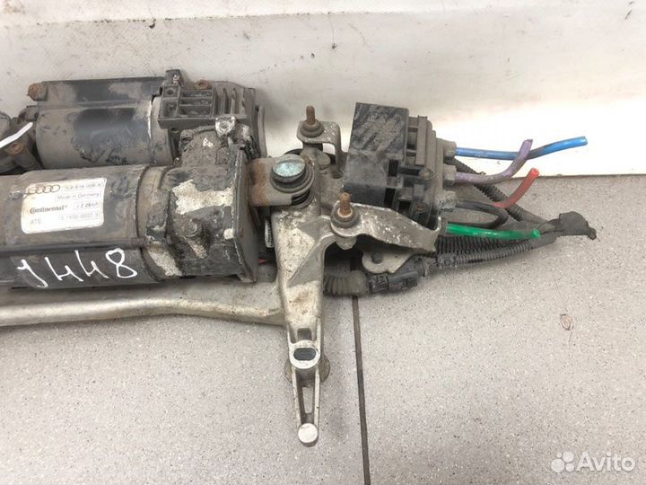Компрессор пневмоподвески Audi Q7 внедорожник 3.0