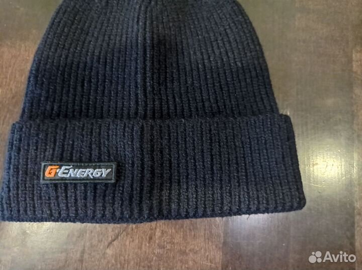 Новая мужская шапка