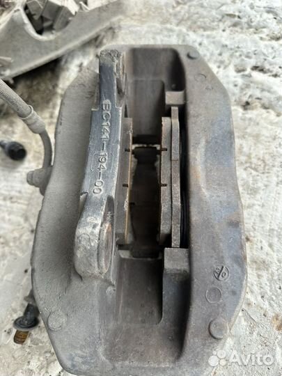 Суппорт на hyundai equus