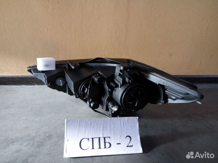 Фара правая Hyundai Elantra