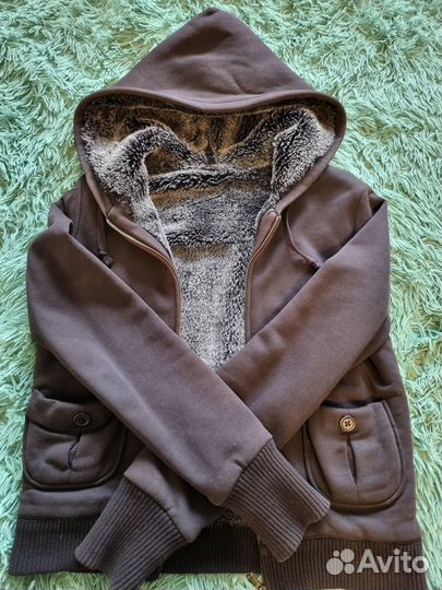 Куртка кожаная, джинсы, толстовка S/М