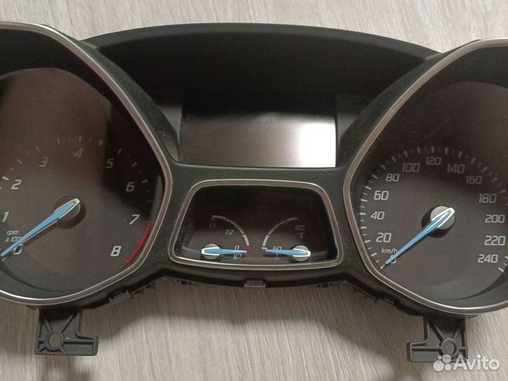 Щиток приборов ford focus 3