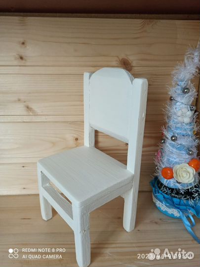 Стульчик для кукол