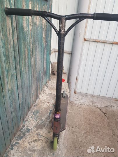 Трюкавой самокат