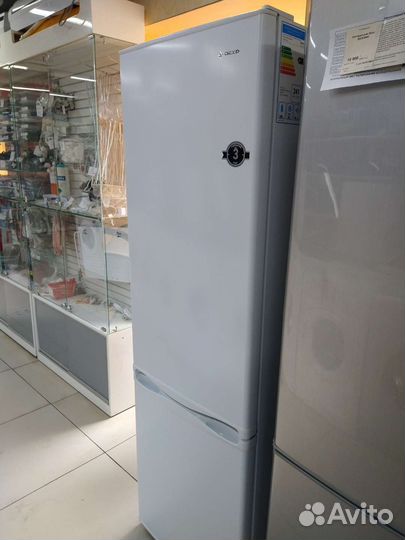 Холодильник Dexp бу