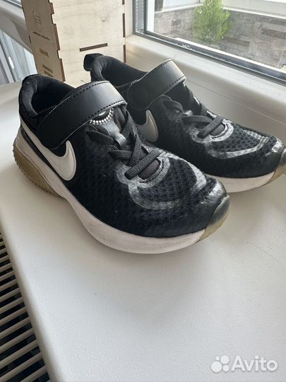 Кроссовки nike