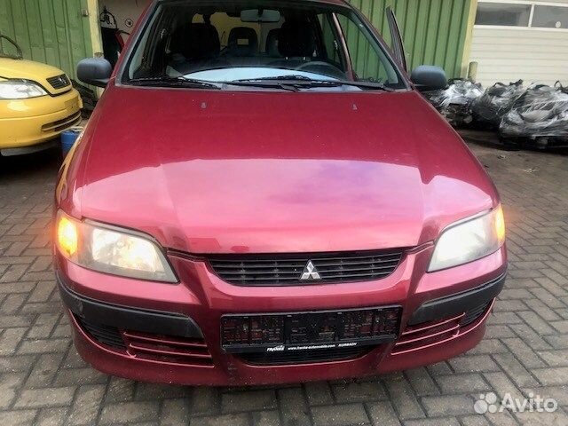 Разбор на запчасти Mitsubishi Space Star