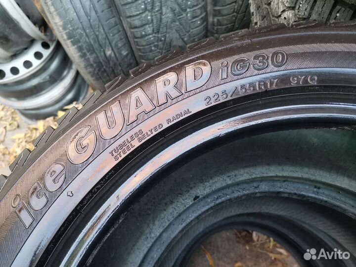 Yokohama Ice Guard IG30 225/55 R17