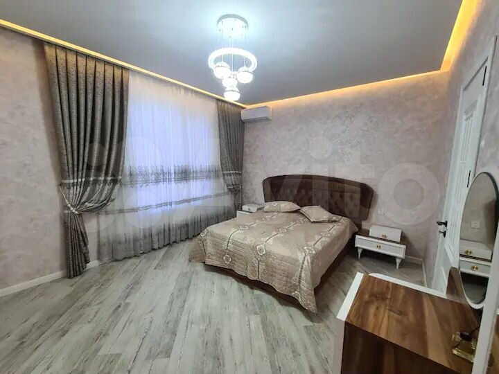 Дом 330 м² на участке 7 сот.