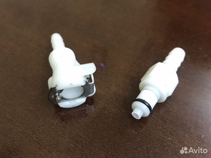 Быстросъёмное разъединение с обратным клапаном