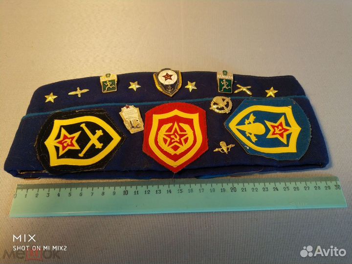 Пилотка военная + значки/Фуражка