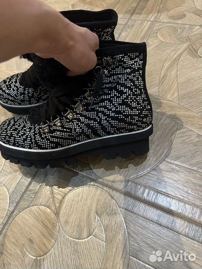 Ботинки женские