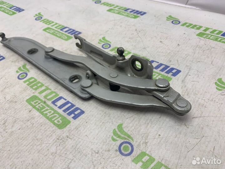 Петля крышки багажника левая Bmw 320I седан бензин