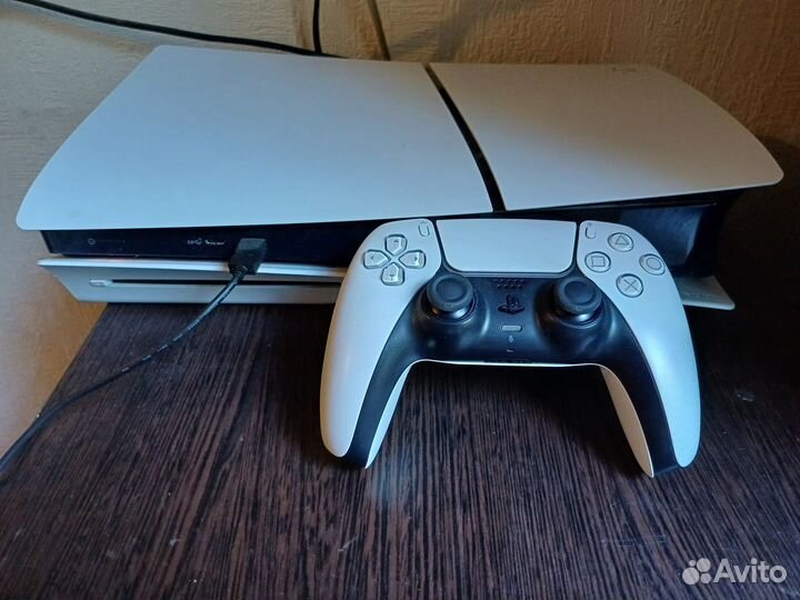 Sony PlayStation 5 Slim, с дисководом 1000 гб SSD