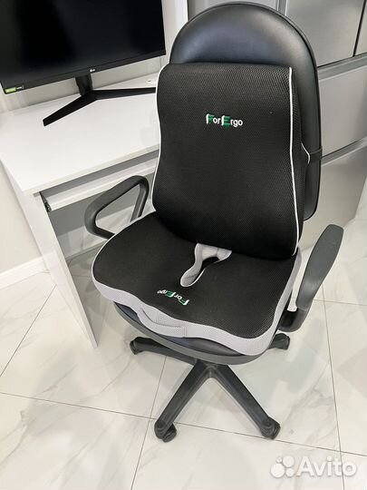 Компьютерное кресло+ортопедические подушки