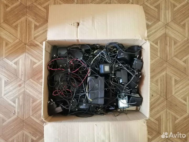 Зарядные устройства