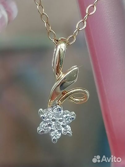 Подвески золотые, с бриллиантами и корундом