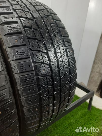 Dunlop SP Winter Ice 01 225/45 R17