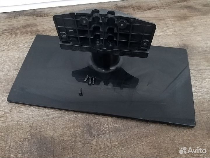 Подставка Samsung UE5500 32