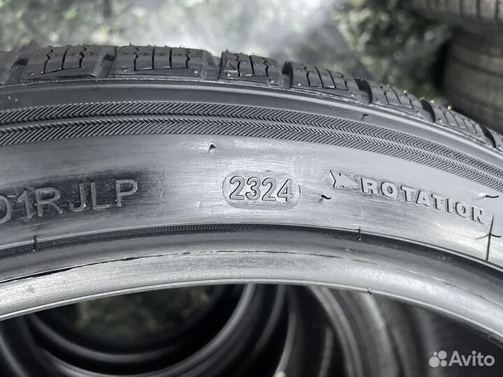 Gripmax SureGrip Pro Winter 245/35 R19 93V