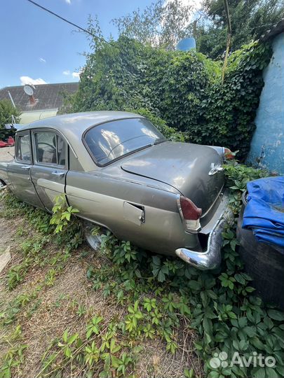 ГАЗ 21 Волга 2.4 МТ, 1969, битый, 15 000 км