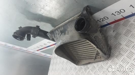 Радиатор интеркуллера volkswagen touareg 7L (PEA18