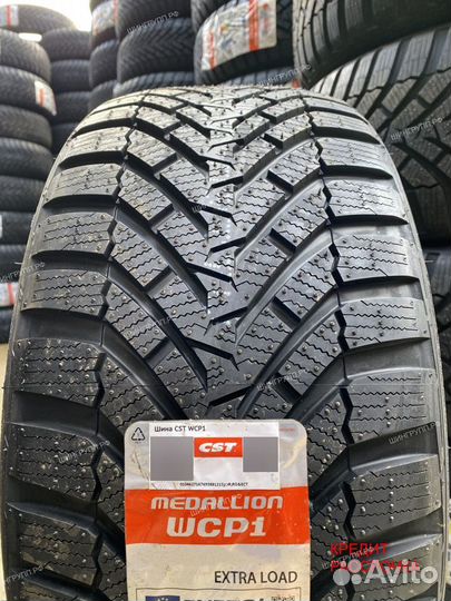 CST Medallion Winter WCP1 235/55 R17 103V