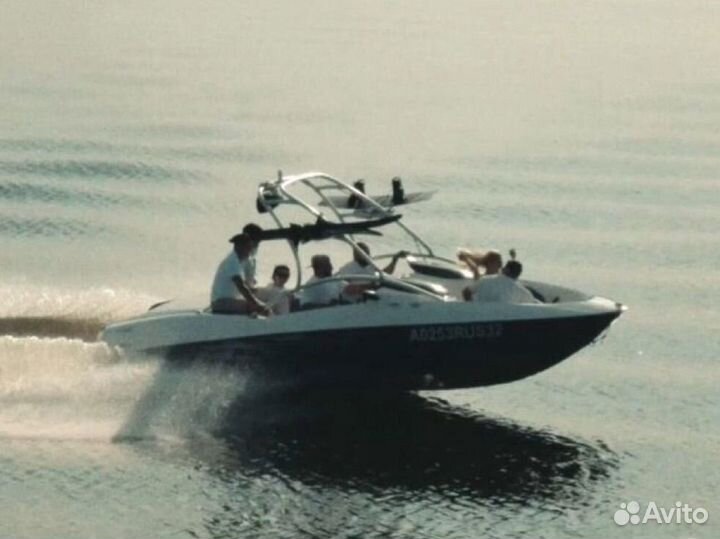 Катер Yamaha LS2000 (AR210)