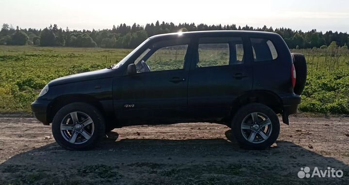 Chevrolet Niva 1.7 МТ, 2006, 153 100 км