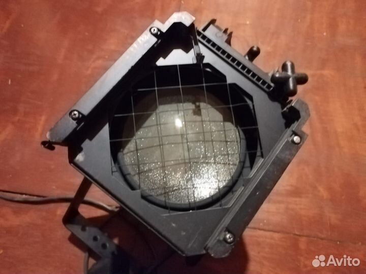 Прожектор театральный Coemar tratto 2 PC 1000W