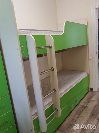 Двухъярусная кровать бу