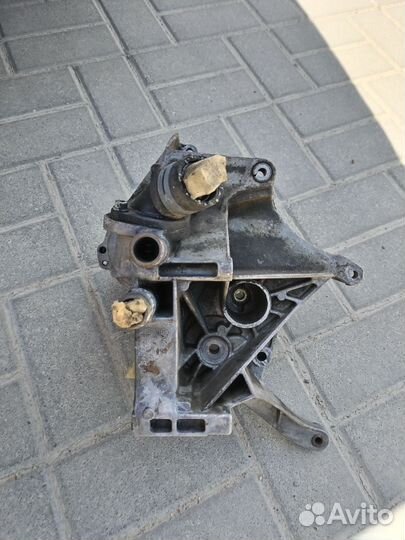 Корпус помпы фольксваген пассат б5 1.9 TDI
