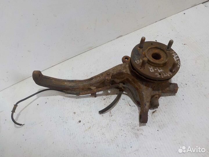 Кулак поворотный передний правый Kia Magentis