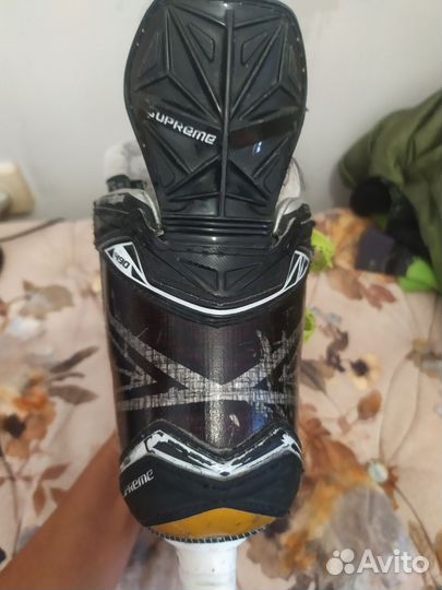 Коньки, шлем, щитки 11, хоккейные Бауэр 36р-р