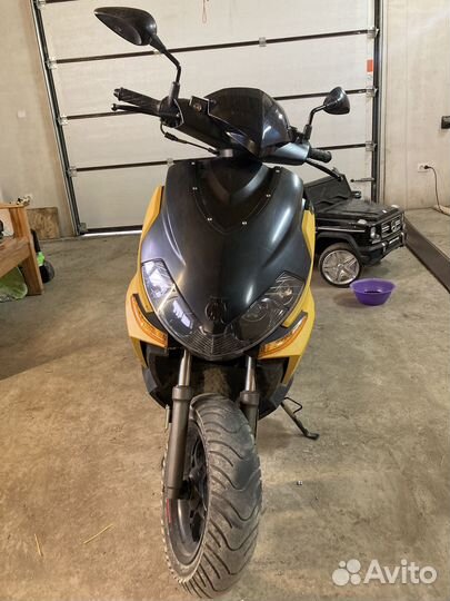 Скутер, Stels Arrow 100 benelli