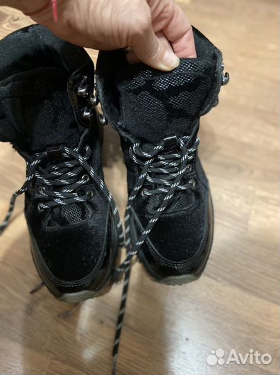 Кроссовки демисезоние ботинки