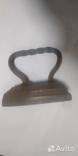 Утюг чугунный старинный
