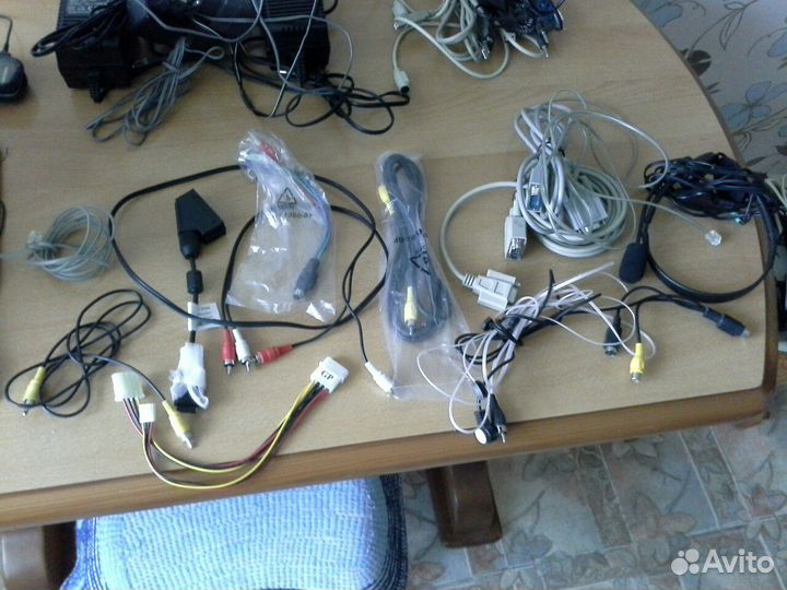 Универсальные кабели и адаптеры