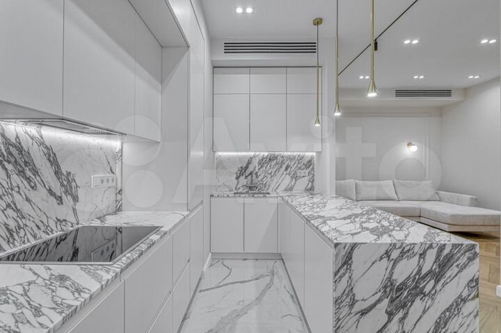 3-к. квартира, 84 м², 14/25 эт.