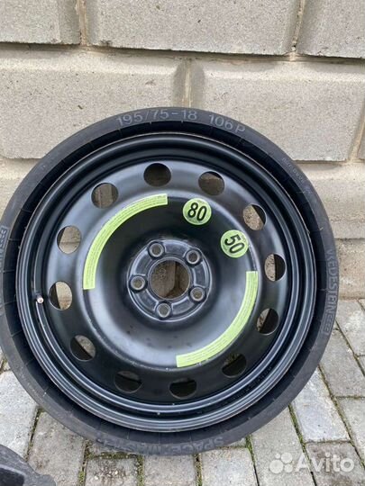 Запасное колесо на Mercedss-Benz